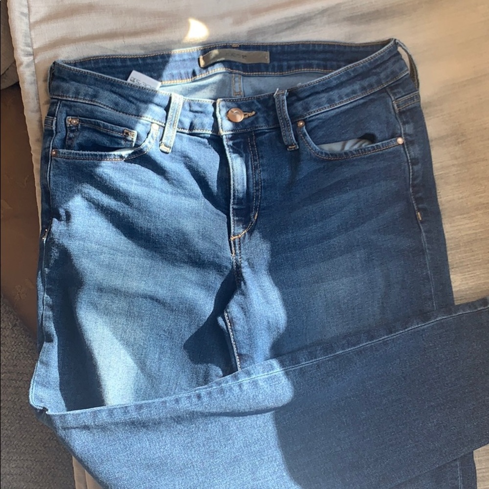 Joes Jeans - Dark wash in great condition!